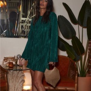 Emerald green long sleeve dress
